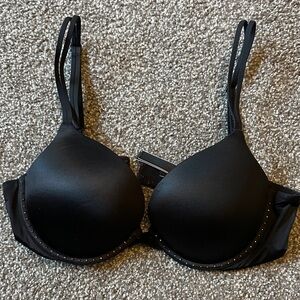 Victoria’s Secret Black Push-Up Bra